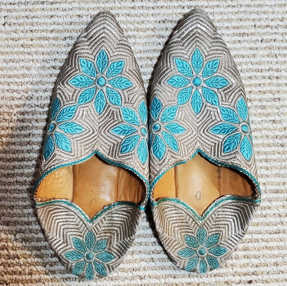 Leather Silver/Blue Morracan Slippers-SZ 7 - Picture 2 of 13